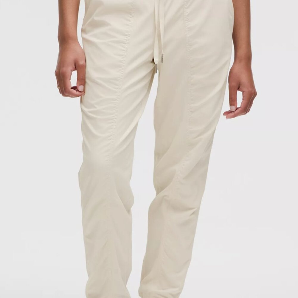 Lululemon Dance Studio Mid-Rise Jogger 25” - Light Ivory